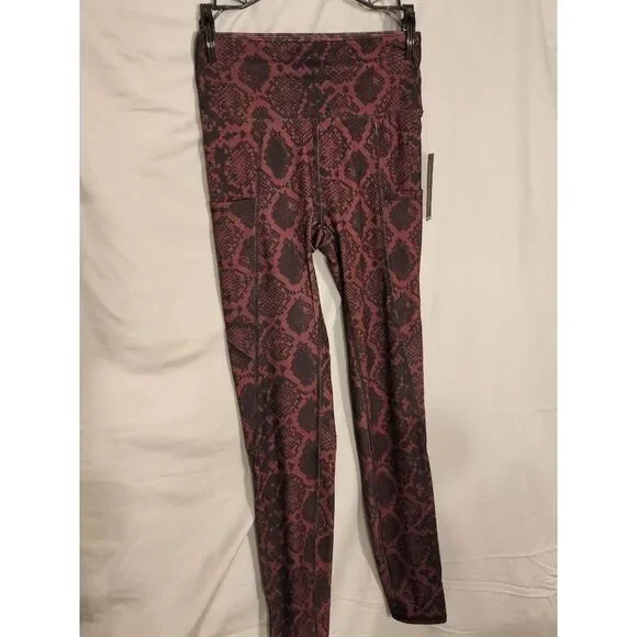 Tahari Sport Leggings, Ultra soft, NWT Size 2/S - Picture 1 of 4